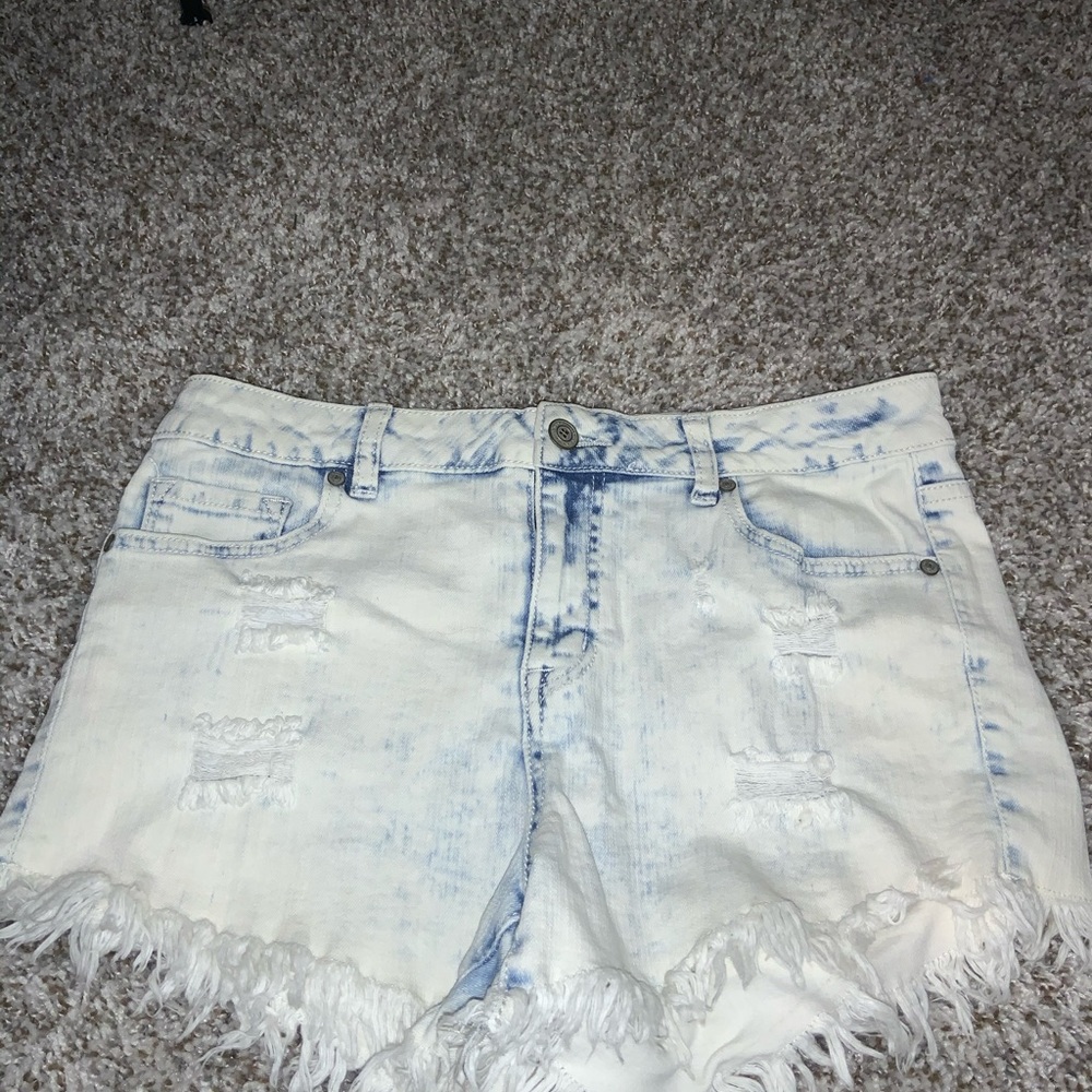 Altar’d stats distressed jean shorts